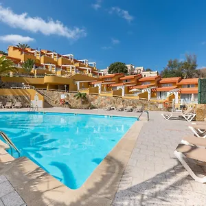  Apartment Punta Marina By Livvo